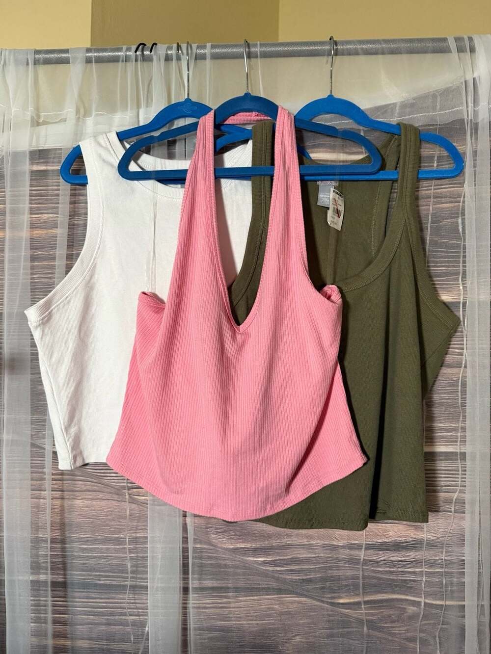 NWT Tilly’s Lot of 3 tops size XXL